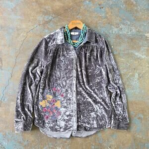 Hummingbird Gray Crushed Velvet Button Down Top Size M Embroidered Floral Boho
